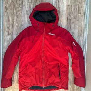 Arc'teryx women’s  Vibrant Red primaloft wind stopper Jacket